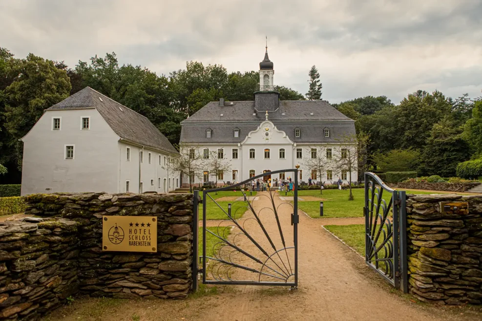 Hotel-Schloss-Rabenstein-Hochzeitsfotograf Chemnitz-Melanie Kunert Fotografie